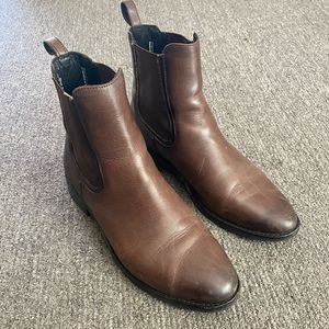 Duchess Thursday boots in Old English